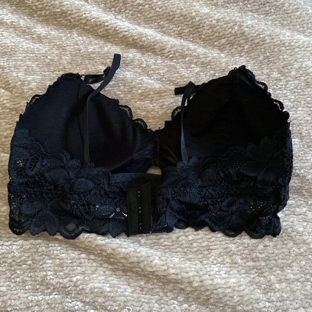 bralettes - Picture 3 of 10